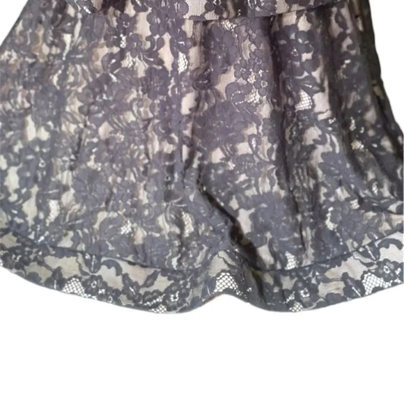 BLACK LACE OVERLAY FLOOR LENGTH TEIRED RUFFLED MERMAID GOWN BY WINDSOR SIZE L - Picture 7 of 14